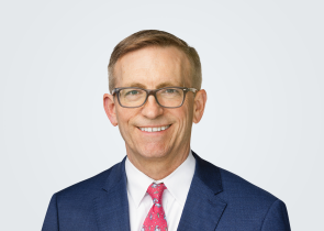 Headshot of Todd Reynolds
